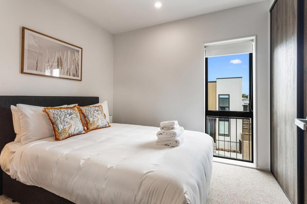 Fresh & Sleek Grey Lynn Unit With Private Patio Auckland Exterior foto